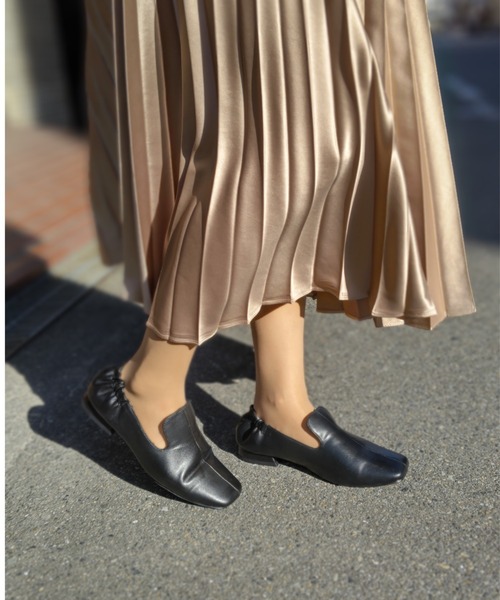 Noubel Voug Relax(ヌーベルヴォーグリラックス)の「スクエアトゥ ローヒール オペラシューズ(パンプス・レディース・ブラック・S/M/L/LL/3L)」の12枚目の写真