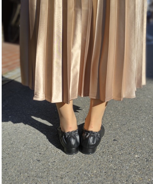 Noubel Voug Relax(ヌーベルヴォーグリラックス)の「スクエアトゥ ローヒール オペラシューズ(パンプス・レディース・ブラック・S/M/L/LL/3L)」の15枚目の写真