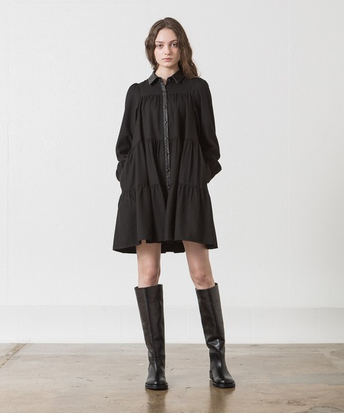 ALLUMER(アリュメール)の「ティアードミニワンピース(ワンピース・レディース・ブラック/チャコール・1)」の10枚目の写真