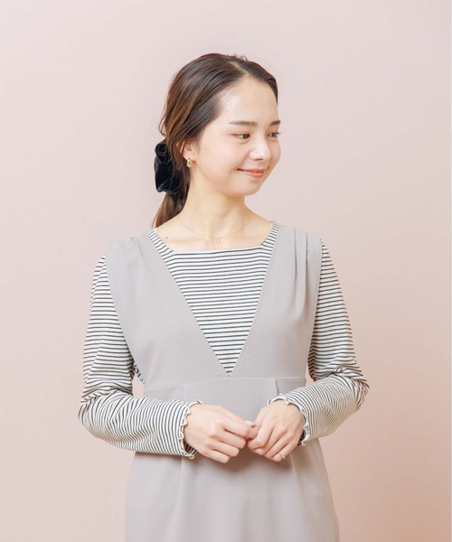 flower(フラワー)の「グロスベルベットシュシュ(シュシュ・レディース・ホワイト/ブラック/ブラウン・FREE)」の13枚目の写真