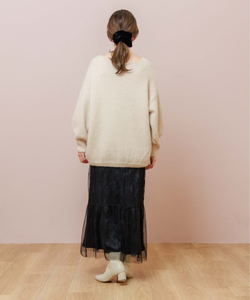 flower(フラワー)の「グロスベルベットシュシュ(シュシュ・レディース・ホワイト/ブラック/ブラウン・FREE)」の21枚目の写真