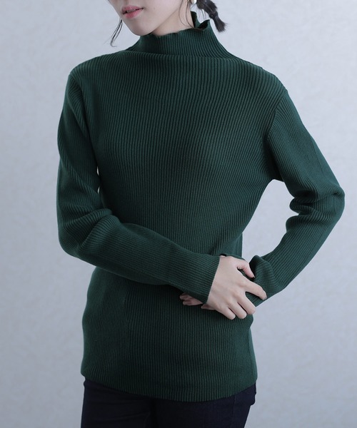 ElegChic(エレグシック)の「ハイネックスリムリブニット(ニット/セーター・レディース・ブラック/ダークグリーン/ボルドー/杢グレー/グレイッシュベージュ/オフホワイト・MEDIUM/X-LARGE/XXX-LARGE)」の15枚目の写真
