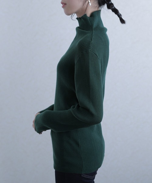 ElegChic(エレグシック)の「ハイネックスリムリブニット(ニット/セーター・レディース・ブラック/ダークグリーン/ボルドー/杢グレー/グレイッシュベージュ/オフホワイト・MEDIUM/X-LARGE/XXX-LARGE)」の16枚目の写真