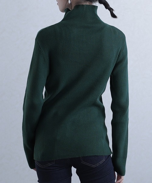 ElegChic(エレグシック)の「ハイネックスリムリブニット(ニット/セーター・レディース・ブラック/ダークグリーン/ボルドー/杢グレー/グレイッシュベージュ/オフホワイト・MEDIUM/X-LARGE/XXX-LARGE)」の17枚目の写真