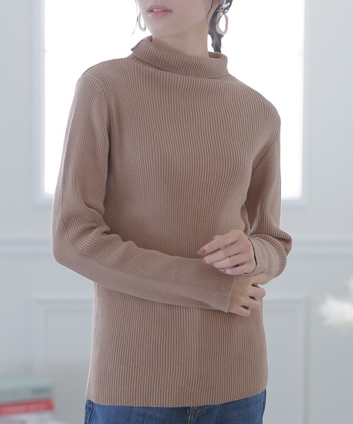 ElegChic(エレグシック)の「ハイネックスリムリブニット(ニット/セーター・レディース・ブラック/ダークグリーン/ボルドー/杢グレー/グレイッシュベージュ/オフホワイト・MEDIUM/X-LARGE/XXX-LARGE)」の19枚目の写真
