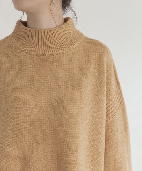 URBAN RESEARCH ROSSO（アーバンリサーチロッソ）の「ショートデザインホールニット（ニット/セーター・レディース・モカ/ベージュ系その他/ブルー系その他・FREE）」の7枚目の写真