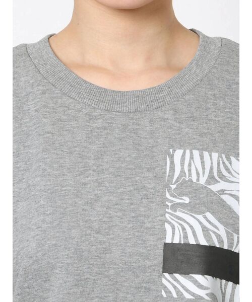 PUMA（プーマ）の「【EMODA×PUMA】アニマルパターントップス（Tシャツ/カットソー・レディース・ブラック/グレー・FREE）」の14枚目の写真