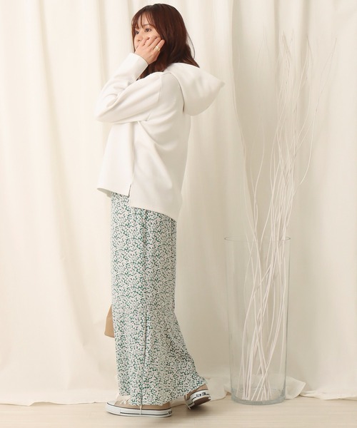 libelle more（リベル モア）の「フーディ―パーカー（パーカー・レディース・オフホワイト/グレイッシュベージュ/ピンク/ブラック・M/L）」の5枚目の写真