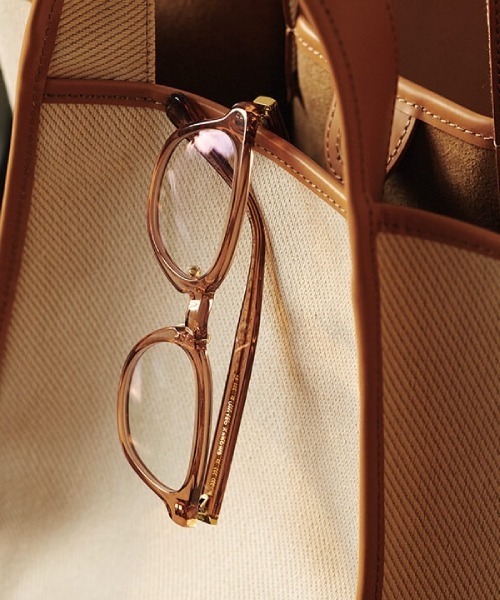 UNITED ARROWS（ユナイテッドアローズ）の「ウエリントン型 めがね｜Zoff｜UNITED ARROWS（メガネ・レディース・ブラック/オレンジ/ライトオリーブ・FREE）」の11枚目の写真