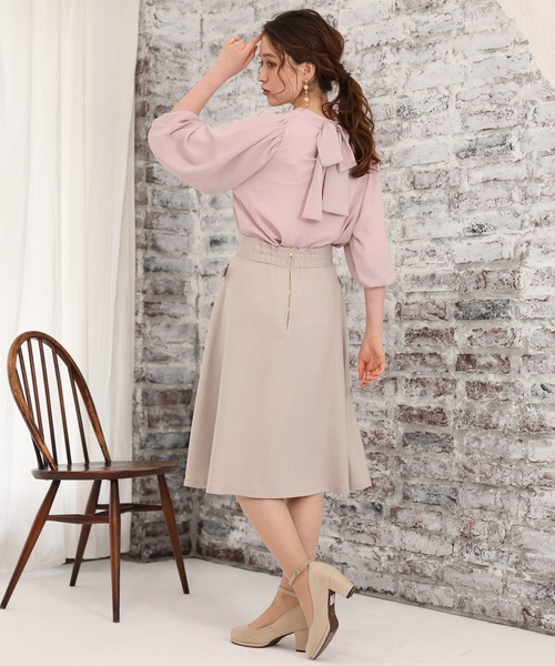 ASTORIA ODIER（アストリアオディール）の「バックリボンボリュームスリーブブラウス（シャツ/ブラウス・レディース・ホワイト/ブラック/ピンク/ラベンダー/ブラウン・MEDIUM）」の10枚目の写真