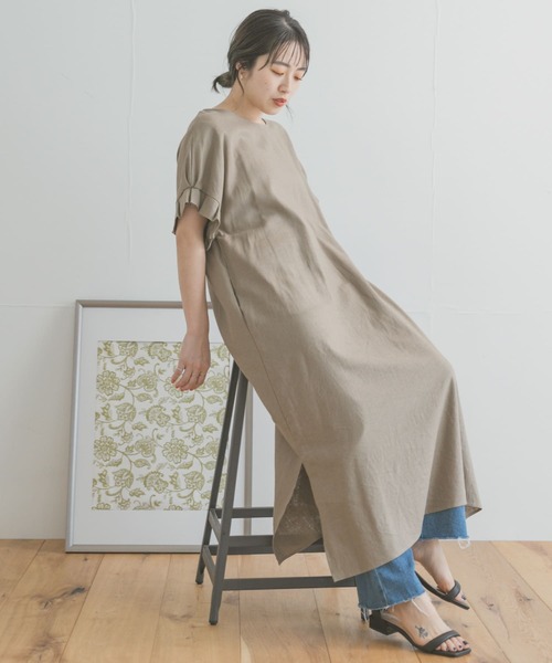 ITEMS URBANRESEARCH(アイテムズ アーバンリサーチ)の「オリガミタックリネンワンピース(ワンピース・レディース・ライトベージュ/ブラック/モカ/グリーン・FREE)」の22枚目の写真
