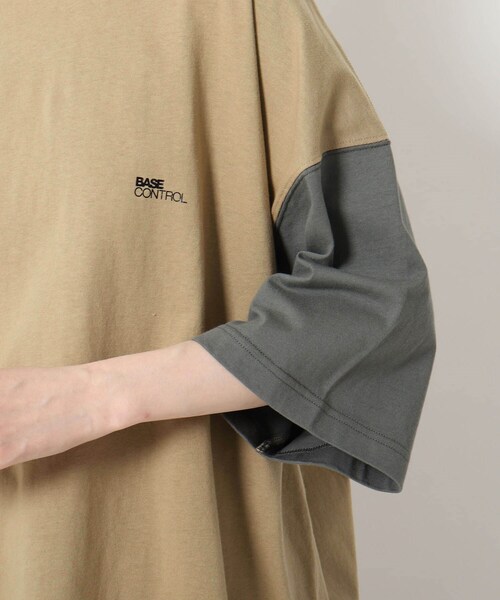 BASECONTROL(ベースコントロール)の「◆スーパービッグシルエット コットン天竺 ロゴプリント半袖Tシャツ(Tシャツ/カットソー・レディース・ブラック/アイボリー/ベージュ系/アイボリー系/ベージュ・99)」の11枚目の写真