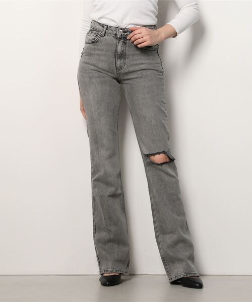 gina tricot（ジーナトリコ）の「Full length flare jeans（デニムパンツ・レディース・ブラック/ブルー・38/36/34/32）」の12枚目の写真
