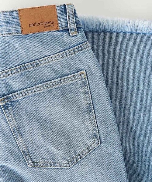 gina tricot（ジーナトリコ）の「Full length flare jeans（デニムパンツ・レディース・ブラック/ブルー・38/36/34/32）」の15枚目の写真