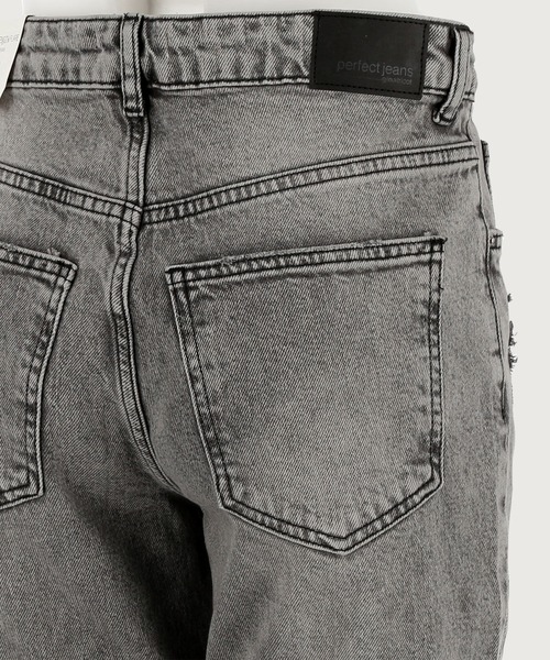 gina tricot（ジーナトリコ）の「Full length flare jeans（デニムパンツ・レディース・ブラック/ブルー・38/36/34/32）」の9枚目の写真