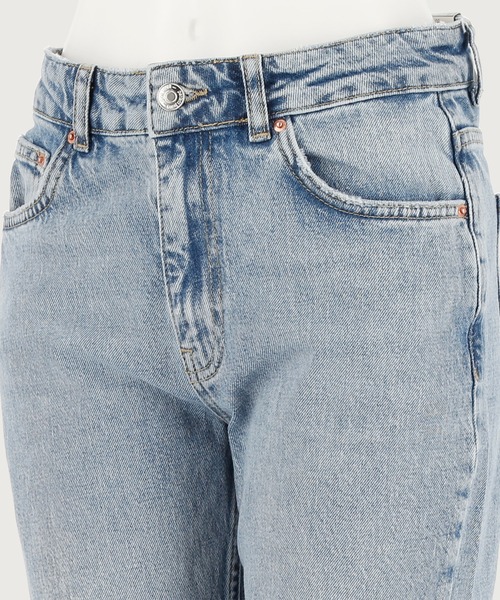 gina tricot（ジーナトリコ）の「Full length flare jeans（デニムパンツ・レディース・ブラック/ブルー・38/36/34/32）」の16枚目の写真