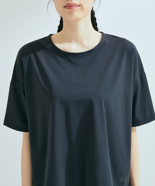 DESCENTE（デサント）の「【NERGY×DESCENTE】ビッグシルエットTシャツ（Tシャツ/カットソー・レディース・ライトグレー/ブラック・FREE）」の11枚目の写真