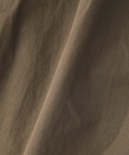 MHL.（エムエイチエル）の「FINE COMPACT COTTON POPLIN（その他パンツ・メンズ・ブラウン/ブラック・LARGE/MEDIUM/SMALL/X-LARGE）」の7枚目の写真