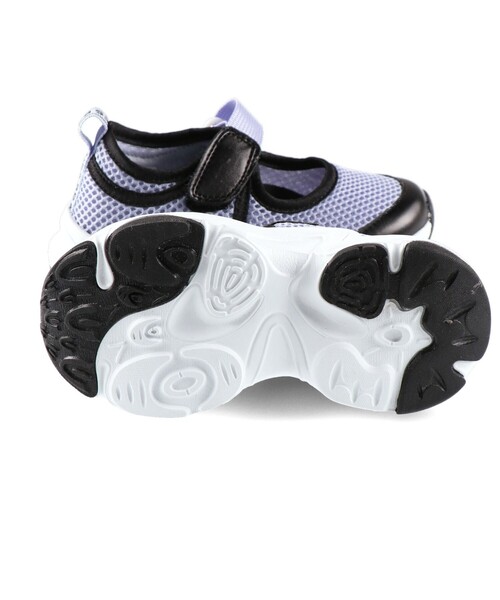 BRANSHES(ブランシェス)の「メッシュシューズ(スニーカー・キッズ・ブラック/ラベンダー・15.0cm/16.0cm/17.0cm/18.0cm/19.0cm/20.0cm/21.0cm)」の8枚目の写真