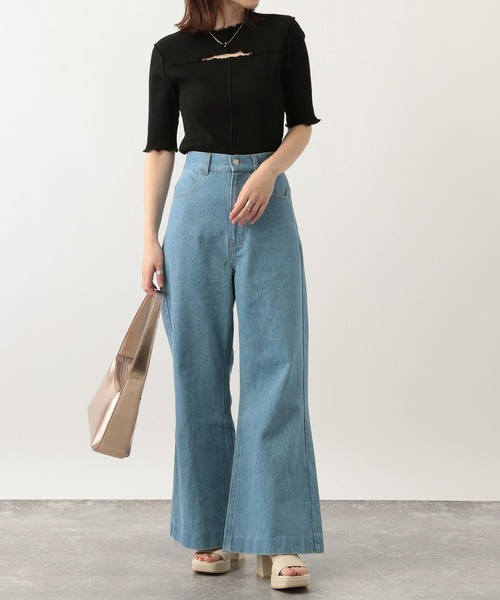 Heather(ヘザー)の「バストオープンメロ-T(5分袖) 299631(Tシャツ/カットソー・レディース・ホワイト/ブラック/ブルー・FREE)」の12枚目の写真