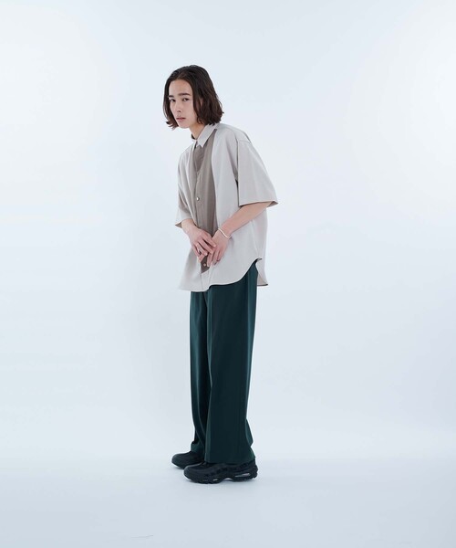 CITY TOKYO（シティトウキョウ）の「リネンライク切り替えデザイン半袖シャツ｜防シワ/速乾性（シャツ/ブラウス・メンズ・ブラック/ベージュ/グレー/カーキ/ブルー/ブルー系その他/グレイッシュベージュ/ブラック系その他・1/2/3）」の22枚目の写真