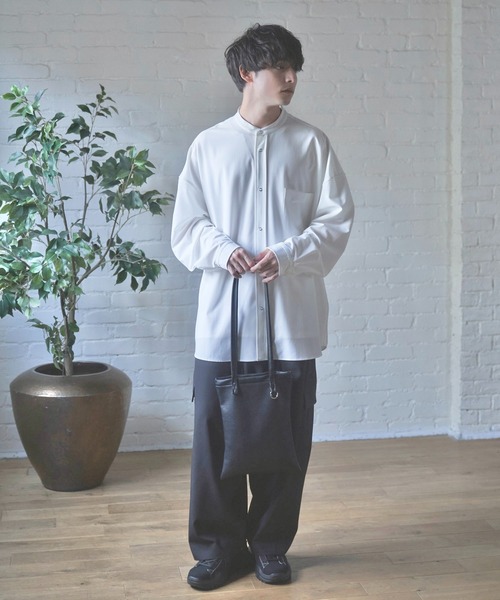 Alpinus(アルピナス)の「Alpinus - leather tote bag / レザートートバック(トートバッグ・メンズ・ブラック・FREE)」の10枚目の写真