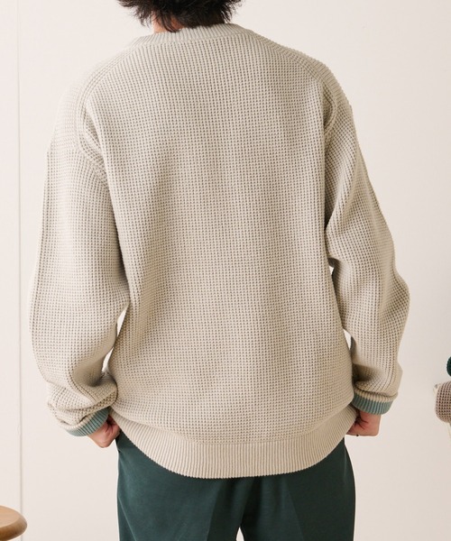 CIAOPANIC TYPY（チャオパニックティピー）の「□キープシェイプワッフルニットプルオーバー（ニット/セーター・メンズ・チャコールグレー/ダークグリーン/ネイビー/ブラウン/サックスブルー/オレンジ/ブルー/グリーン/ホワイト系その他/ベージュ系その他・S/M/L）」の14枚目の写真
