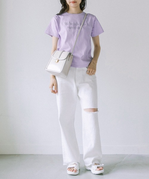 OLIVE des OLIVE(オリーブデオリーブ)の「ロゴ刺繍Tシャツ(Tシャツ/カットソー・レディース・ネイビー/オフホワイト/オレンジ/ラベンダー・FREE)」の16枚目の写真