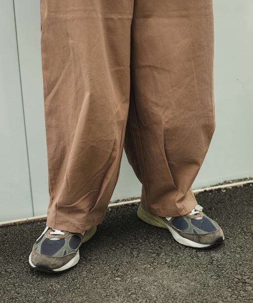 BROKEN BASE(ブロークンベース)の「ツイルバルーンパンツ(カーゴパンツ・メンズ・キナリ/ブラウン/ブラック・LARGE/MEDIUM)」の8枚目の写真