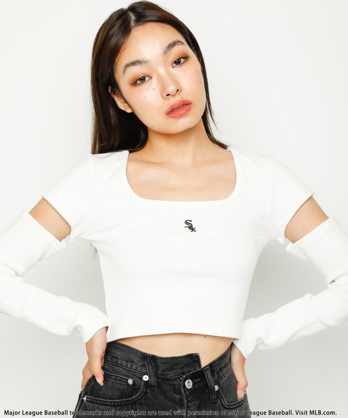 BACK TO THE FIELD(バック トゥー ザ フィールド)の「【MLB】ポイントロゴアームウォーマーリブトップス(Tシャツ/カットソー・レディース・ホワイト/ブラック/グレー・FREE)」の9枚目の写真