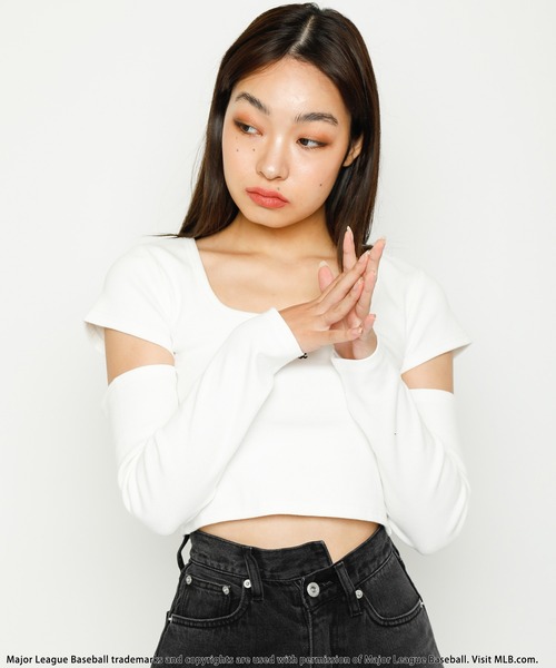 BACK TO THE FIELD(バック トゥー ザ フィールド)の「【MLB】ポイントロゴアームウォーマーリブトップス(Tシャツ/カットソー・レディース・ホワイト/ブラック/グレー・FREE)」の11枚目の写真