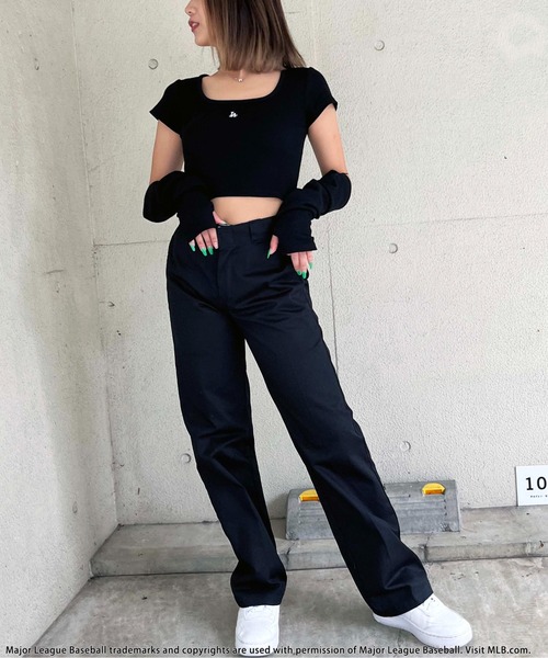 BACK TO THE FIELD(バック トゥー ザ フィールド)の「【MLB】ポイントロゴアームウォーマーリブトップス(Tシャツ/カットソー・レディース・ホワイト/ブラック/グレー・FREE)」の20枚目の写真