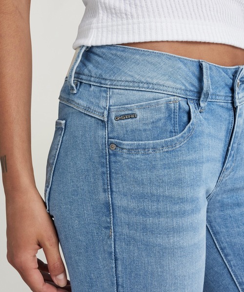 G-STAR(ジースター)の「LYNN MID SKINNY JEANS/ローライズスキニージーンズ(デニムパンツ・レディース・ライトインディゴブルー・24/28/25/28/26/28/28/28/28/30/23/30/27/30/25/30/26/30/24/30/27/28/23/28)」の4枚目の写真