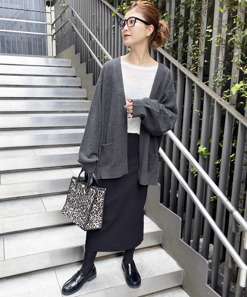 Spick & Span(スピックアンドスパン)の「ボタンレスカーディガン(カーディガン/ボレロ・レディース・チャコールグレー/キャメル・FREE)」の9枚目の写真