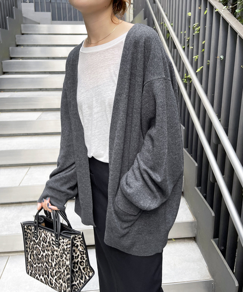 Spick & Span(スピックアンドスパン)の「ボタンレスカーディガン(カーディガン/ボレロ・レディース・チャコールグレー/キャメル・FREE)」の14枚目の写真
