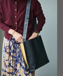 E'POR | 【22AW】【E'POR】 Y BAG shoulder M（サイドジップショルダーバッグ）(ショルダーバッグ)
