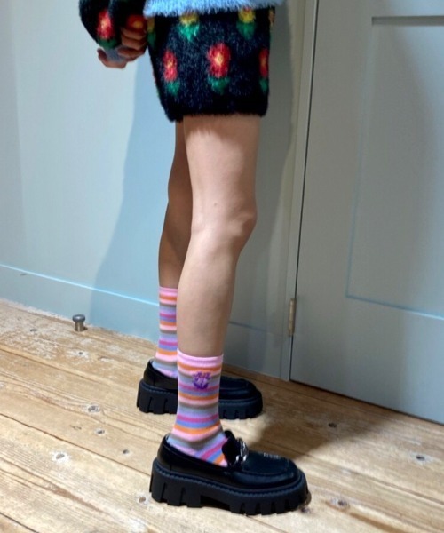 キャンディストリッパーズ、ピンク プラットフォームシューズ キャンディ ストリッパー“リボンだらけの”ぷっくり厚底スニーカー