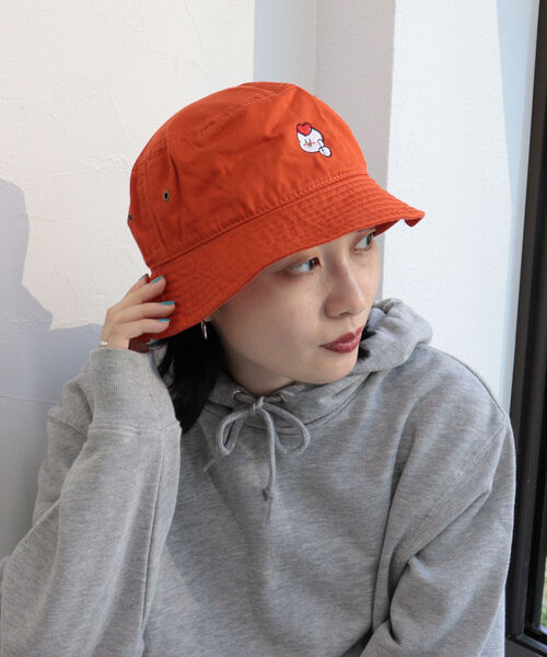 FREDY&GLOSTER（フレディアンドグロスター）の「【ネネチキン×FG】コラボバケハ（ハット・レディース・ベージュ/ダークグリーン/チャコールグレー/パープル/ネイビー/オレンジ/ボルドー・FREE）」の21枚目の写真