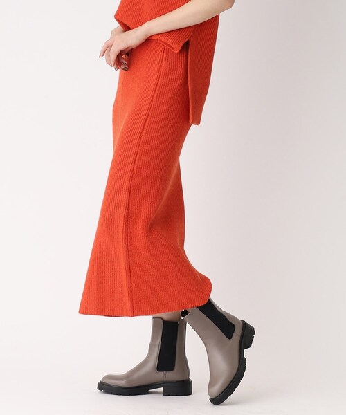 OPAQUE.CLIP（オペークドットクリップ）の「◆【COFIL／コフィル】ミドルゲージ ナローニットスカート（スカート・レディース・ベージュ/パープル系4/ブルー/オレンジ/レモンイエロー/黄緑系8/オフホワイト/ブラック系7・36/40/38）」の19枚目の写真