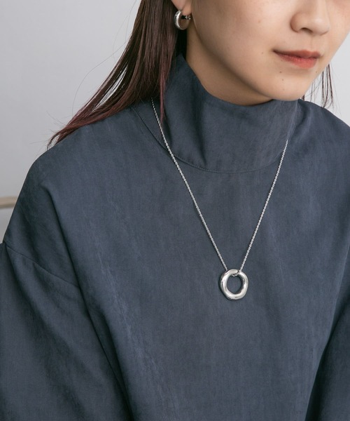 KBF（ケイビーエフ）の「マルチWAYリングネックレス（ネックレス・レディース・シルバー/ゴールド・ONE）」の2枚目の写真