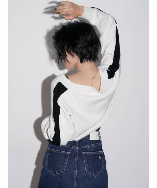 GYDA（ジェイダ）の「スリーブライン Vネックショートニットトップス（ニット/セーター・レディース・ブラック/グレー/オフホワイト/ピンク・FREE）」の5枚目の写真