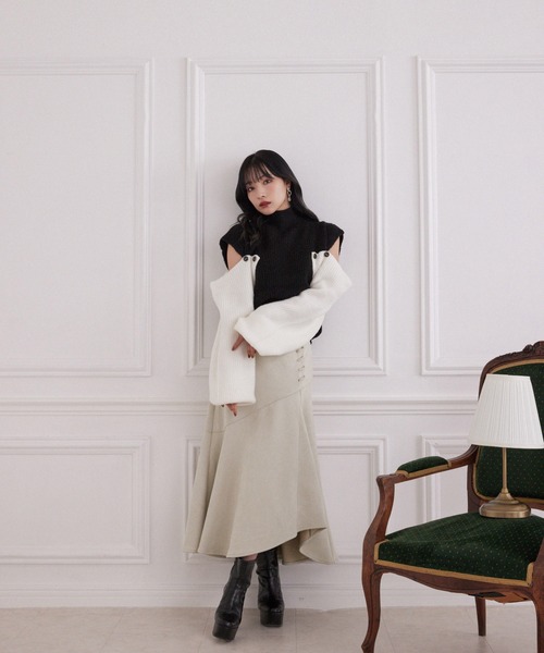 ANDGEEBEE（アンジービー）の「フェイクスウェードスカート（スカート・レディース・ブラック/アイボリー・MEDIUM）」の8枚目の写真