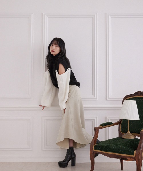 ANDGEEBEE（アンジービー）の「フェイクスウェードスカート（スカート・レディース・ブラック/アイボリー・MEDIUM）」の15枚目の写真