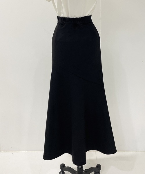 ANDGEEBEE（アンジービー）の「フェイクスウェードスカート（スカート・レディース・ブラック/アイボリー・MEDIUM）」の16枚目の写真