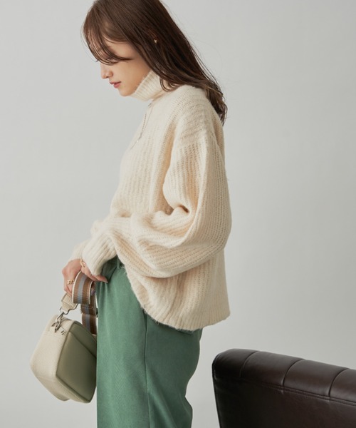 CLEARIMPRESSION （クリアインプレッション）の「ランタンスリーブニットプルオーバー（ニット/セーター・レディース・アイボリー/パープル/グレー・FREE）」の9枚目の写真