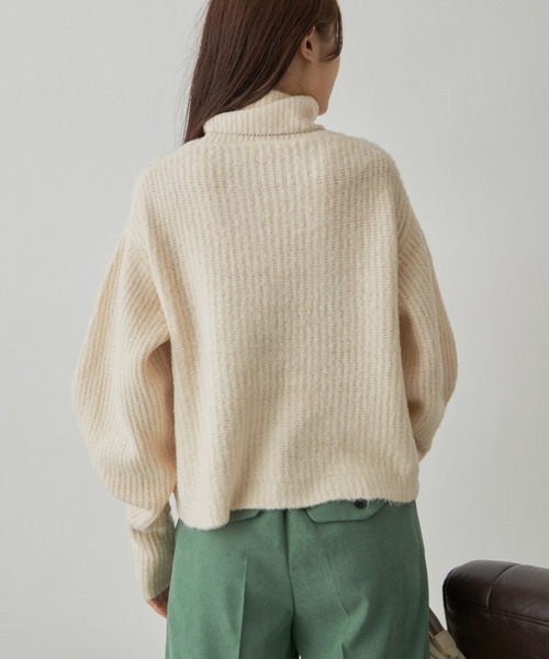 CLEARIMPRESSION （クリアインプレッション）の「ランタンスリーブニットプルオーバー（ニット/セーター・レディース・アイボリー/パープル/グレー・FREE）」の10枚目の写真