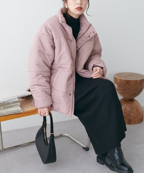 natural couture（ナチュラルクチュール）の「暖かいのに、抜け感も/サイドスリットエコダウン（ダウンジャケット/コート・レディース・ブラック/オフホワイト/ピンク/モカ・FREE）」の4枚目の写真