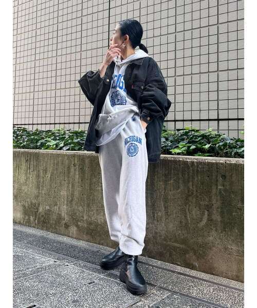 Russell Athletic（ラッセルアスレティック）の「RUSSELL別注 カレッジスウェットパンツ（スウェットパンツ・レディース・ライトグレー/ネイビー・FREE）」の13枚目の写真