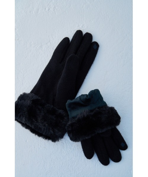 AZUL by moussy（アズールバイマウジー）の「ECOFUR GLOVES/エコファーグローブ（手袋・レディース・ライトベージュ/ブラック・FREE）」の13枚目の写真