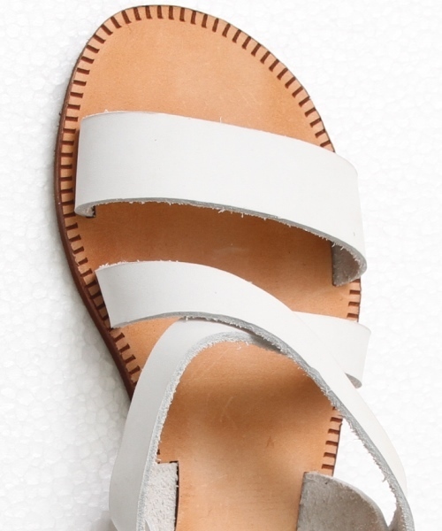 coen（コーエン）の「リアルレザーサンダル（サンダル・レディース・ホワイト/ブラック/ブラウン・LARGE/MEDIUM）」の7枚目の写真